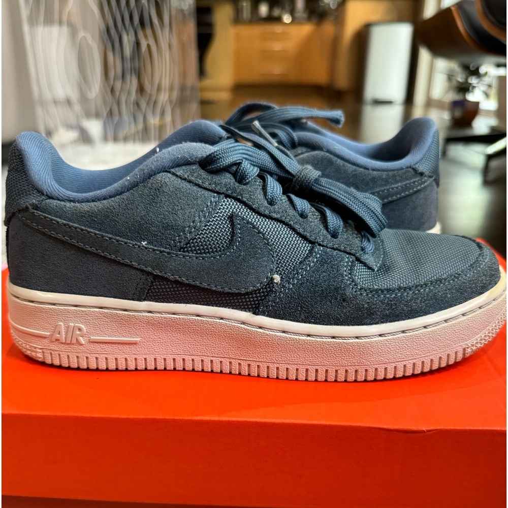 Blue Nike Air Force 1s Size 4